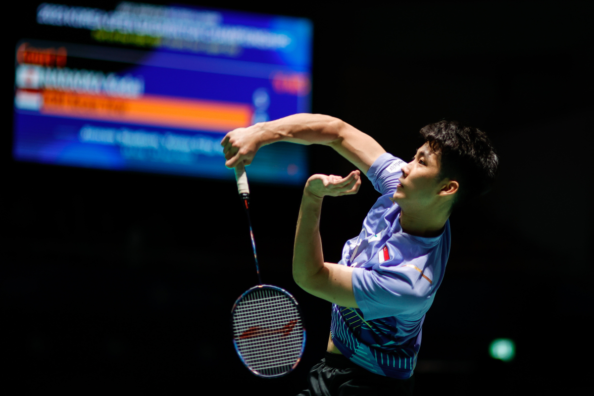 包含C9险胜KT，CoreJJ团战一打五焦点之战四强赛，引爆全场热议的词条