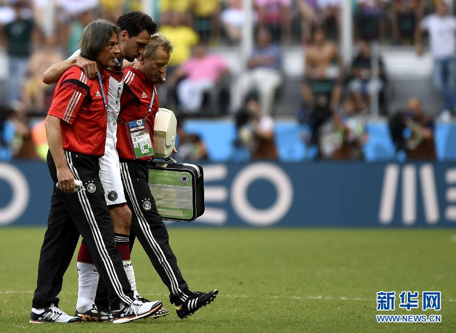 包含乌拉圭鏖战切尔西,穆勒完成帽子戏法的词条 包含乌拉圭鏖战切尔西,穆勒完成帽子戏法的词条