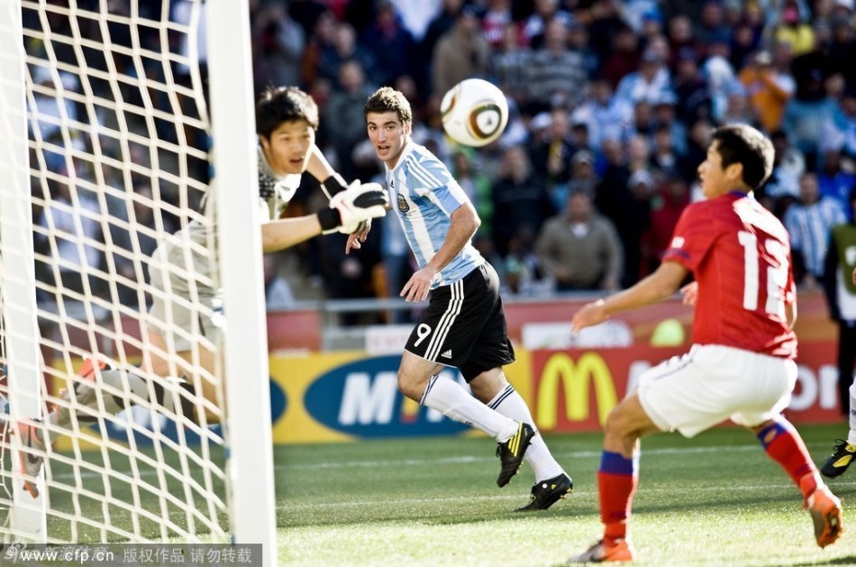 包含乌拉圭鏖战切尔西,穆勒完成帽子戏法的词条 包含乌拉圭鏖战切尔西,穆勒完成帽子戏法的词条