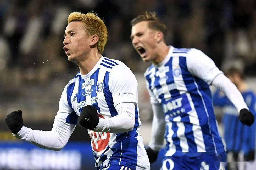 芬兰队在比赛中击败保加利亚队,获得胜利 芬兰队在比赛中击败保加利亚队,获得胜利