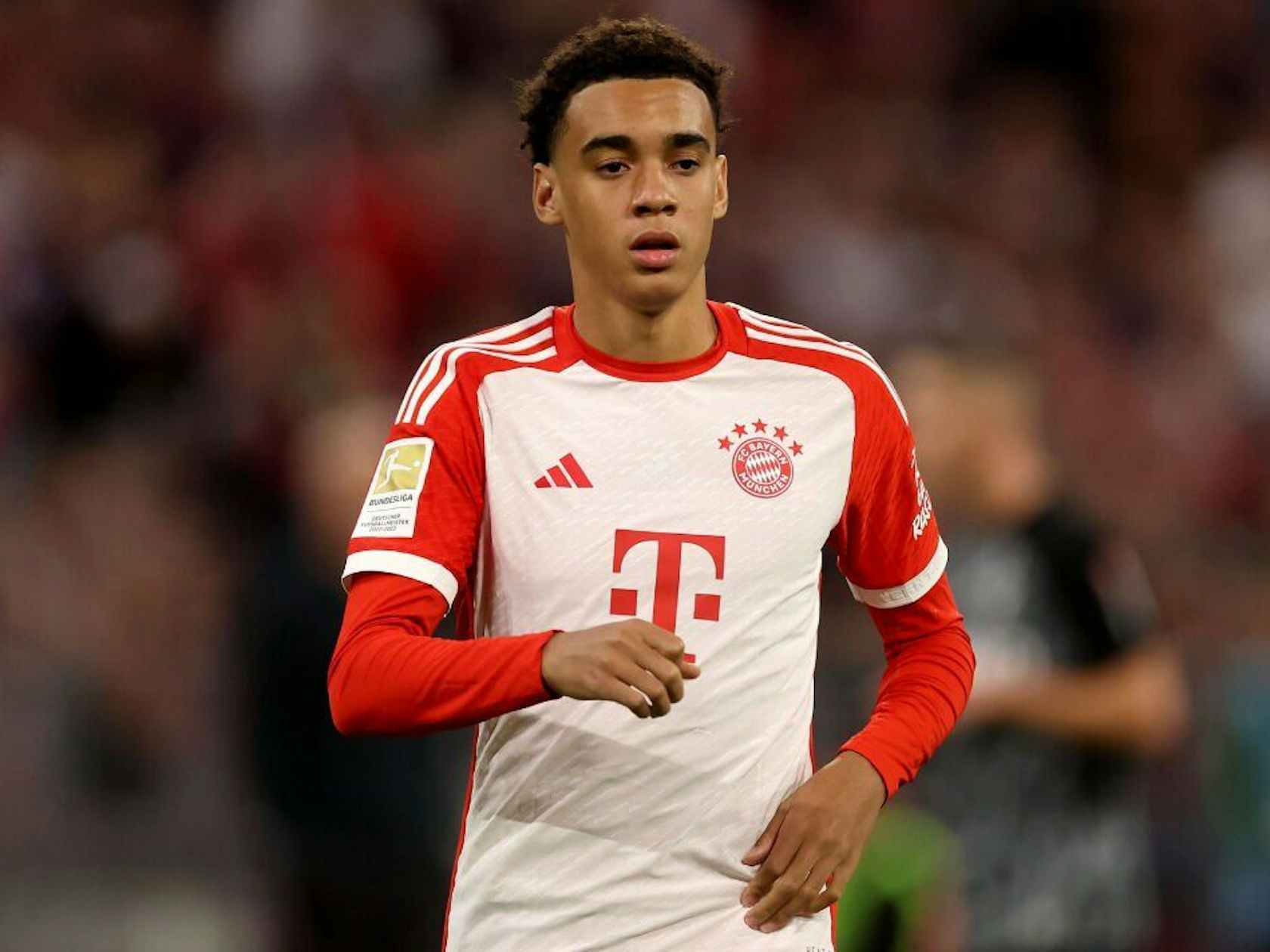 拜仁慕尼黑三连胜,成功晋级欧冠小组赛的简单介绍 拜仁慕尼黑三连胜,成功晋级欧冠小组赛的简单介绍