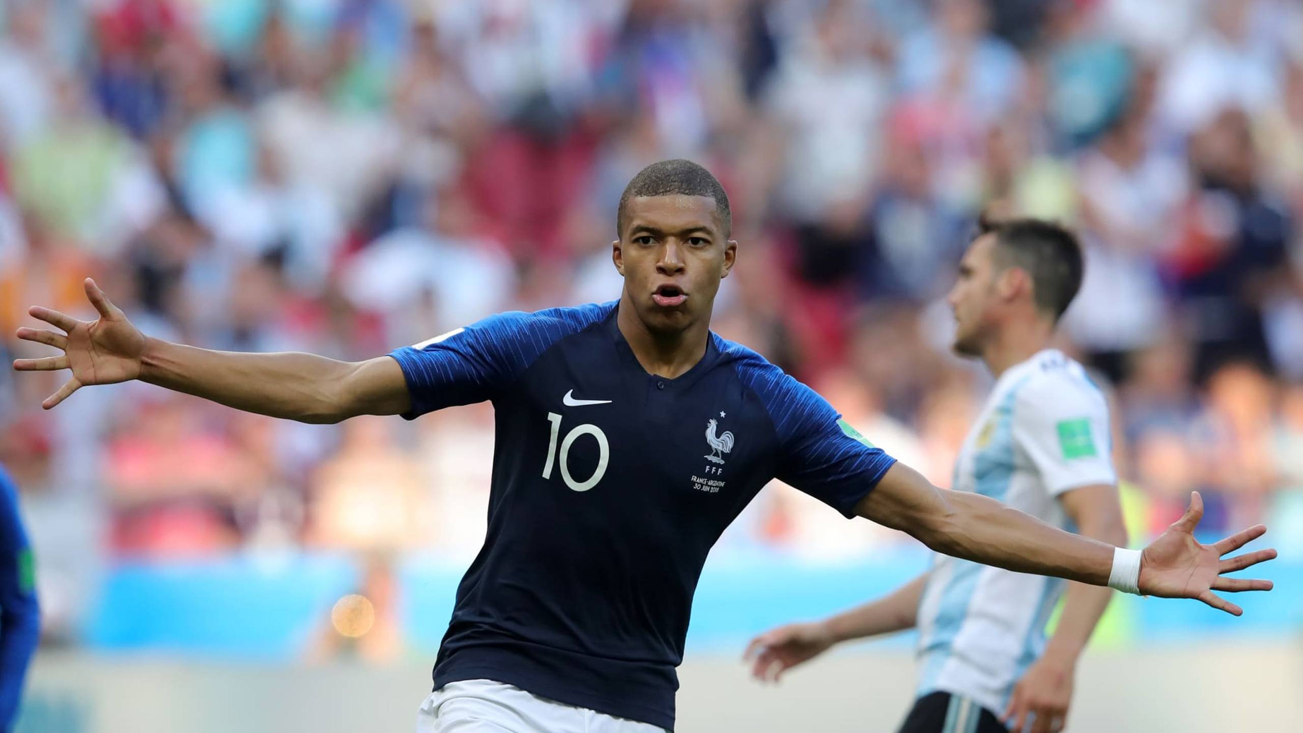 法国足球风采绽放,球员技术精湛!的简单介绍 法国足球风采绽放,球员技术精湛!的简单介绍