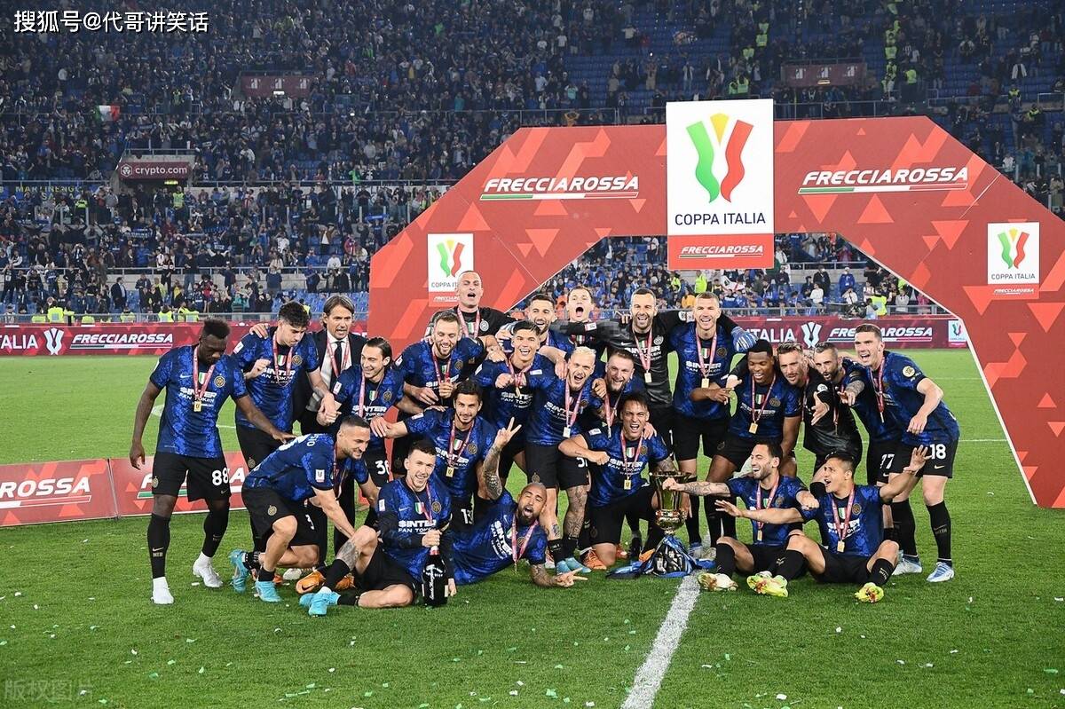 意大利队在国际足球赛中闪耀瞩目