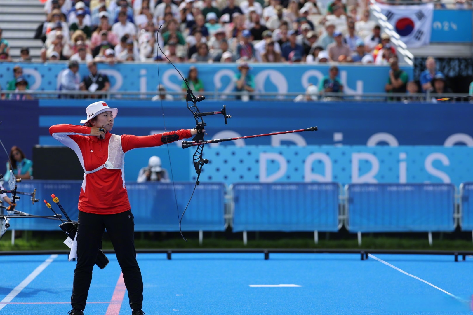 法国射箭选手以微弱优势，收获射箭银牌！