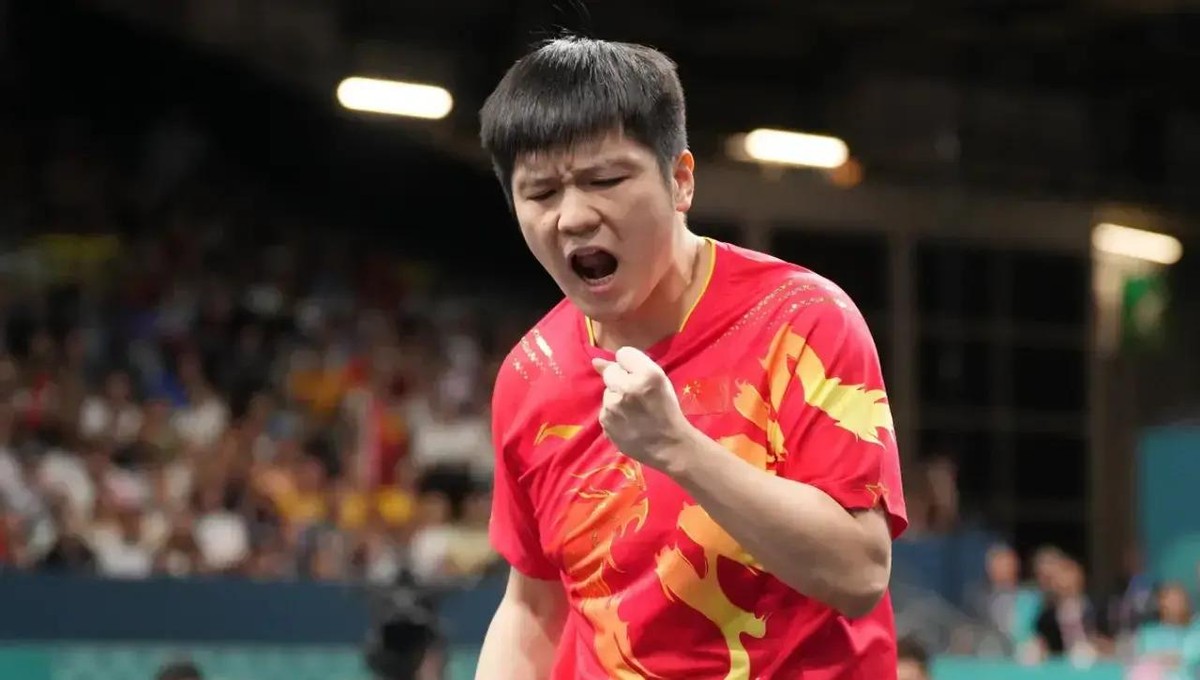 法国队大胜领跑小组,轻松晋级 法国队大胜领跑小组,轻松晋级