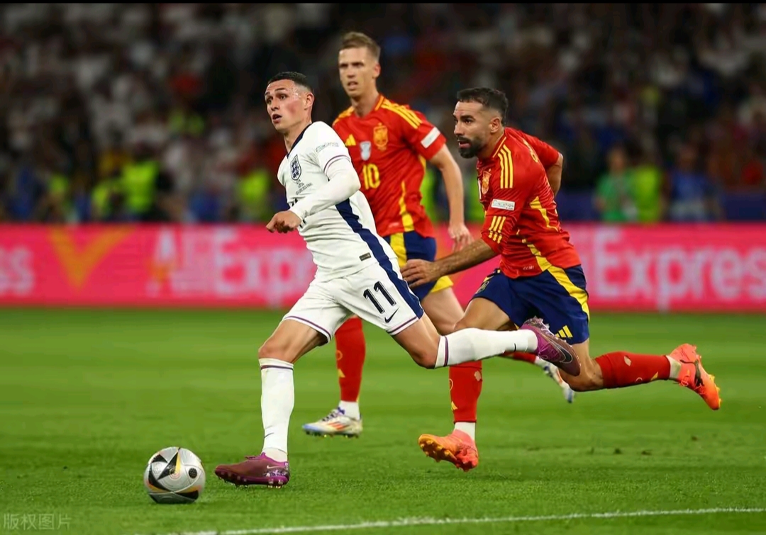 大L主场龙头坐镇，争夺欧洲赛资格渐行渐近的简单介绍