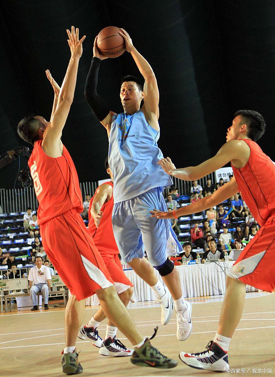 开云体育官方网站-逆风翻盘，篮球比赛带来的绝美瞬间