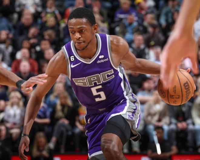 关于雷霆横扫北京队，福克斯状态火热的信息