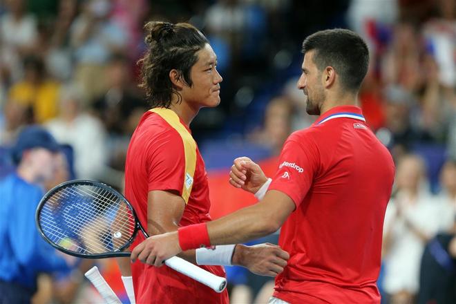日本队完胜法国队，黄鸭组合状态火热的简单介绍